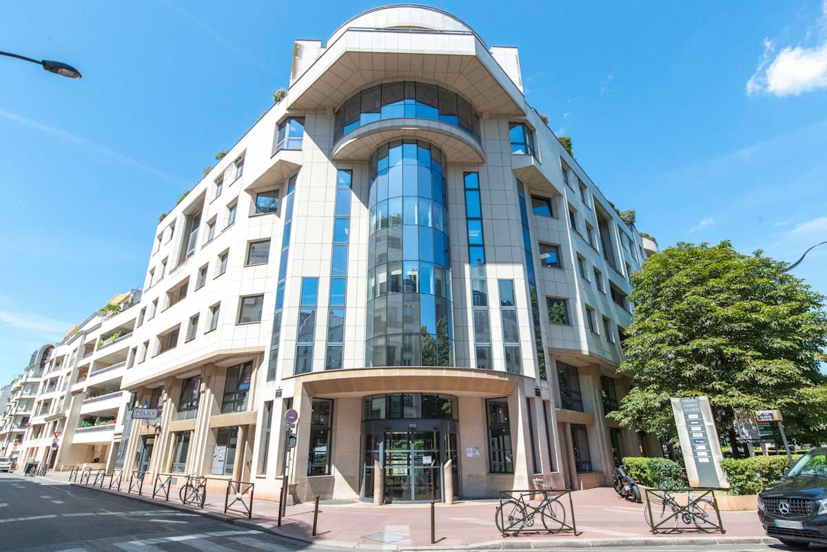 Edificio de oficinas en Anatole France, Levallois-Perret