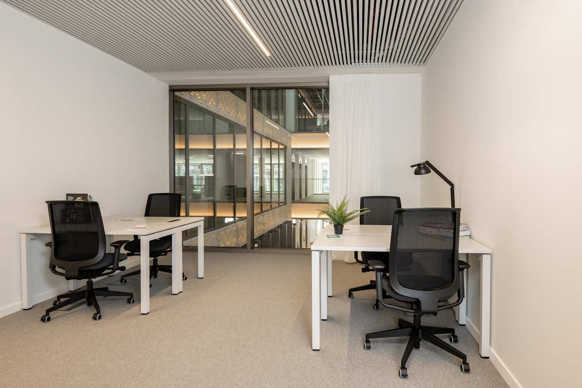 Coworking para equipos en Sablon | Officionados