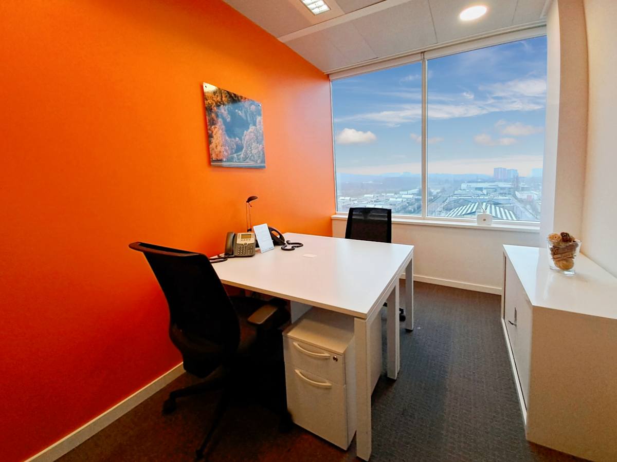 Coworking para equipos en Impressive business hub in a provincial setting | Officionados