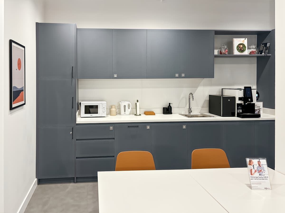 Coworking con sala de reuniones Camas