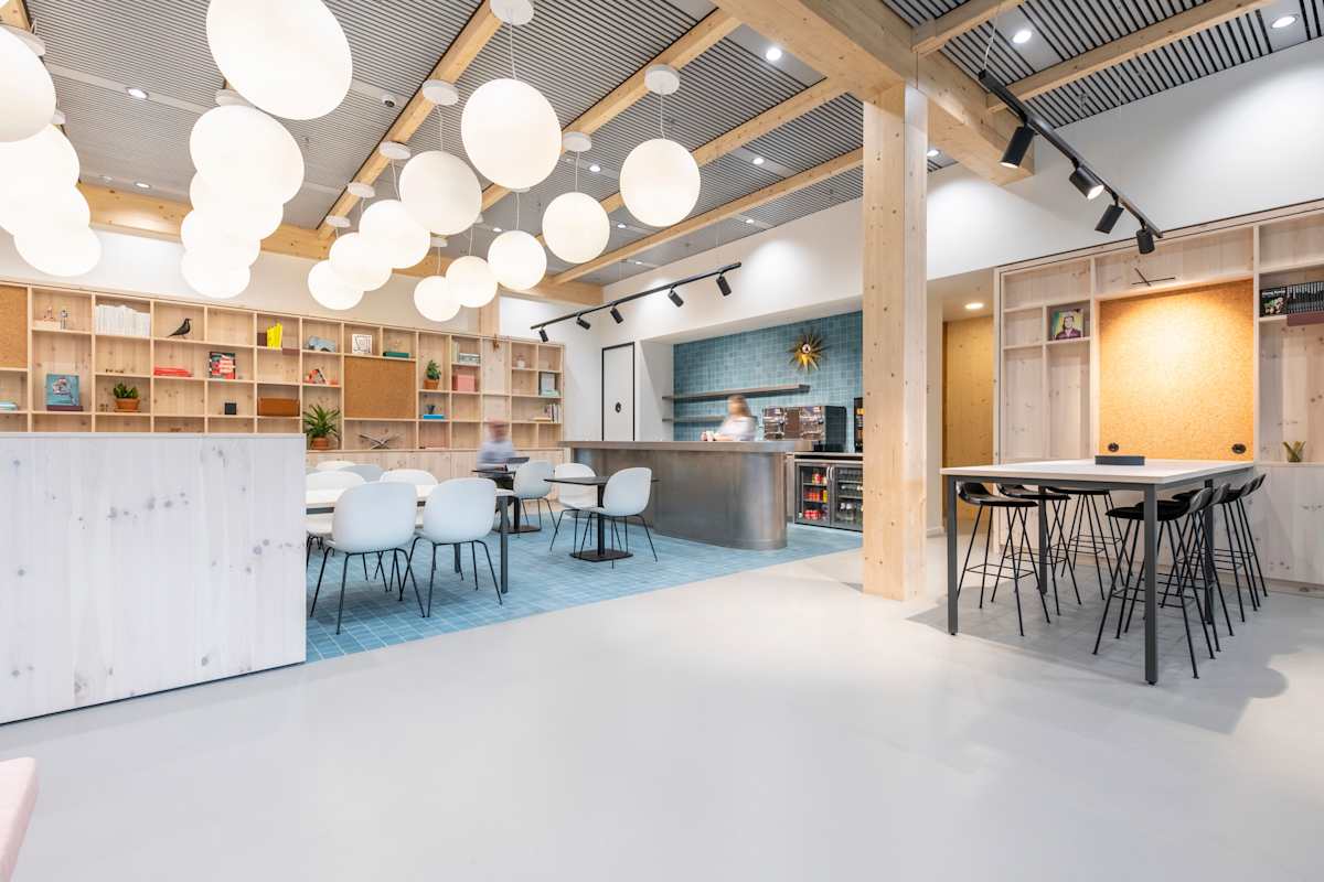 Oficinas para startups en A home for your business among a vibrant community