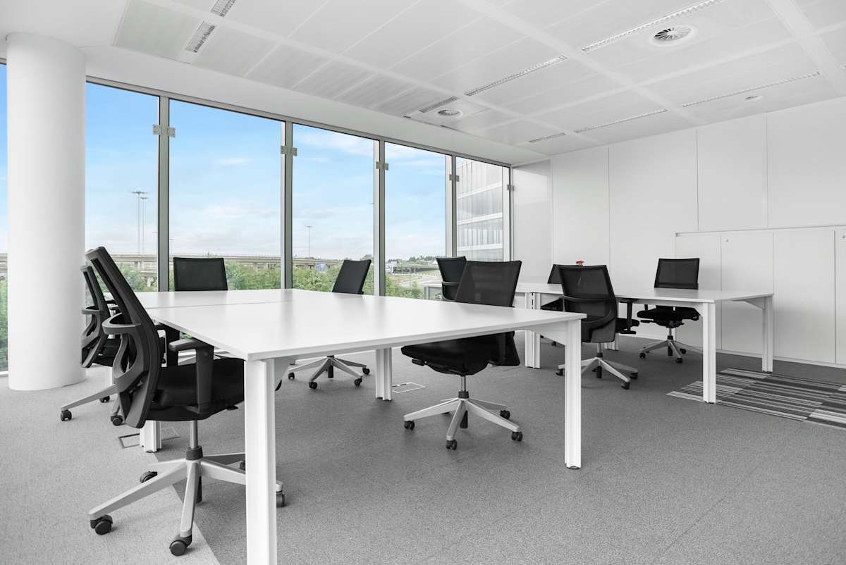 Disponibilidad inmediata coworking Welcome international clients at airport location Brussels
