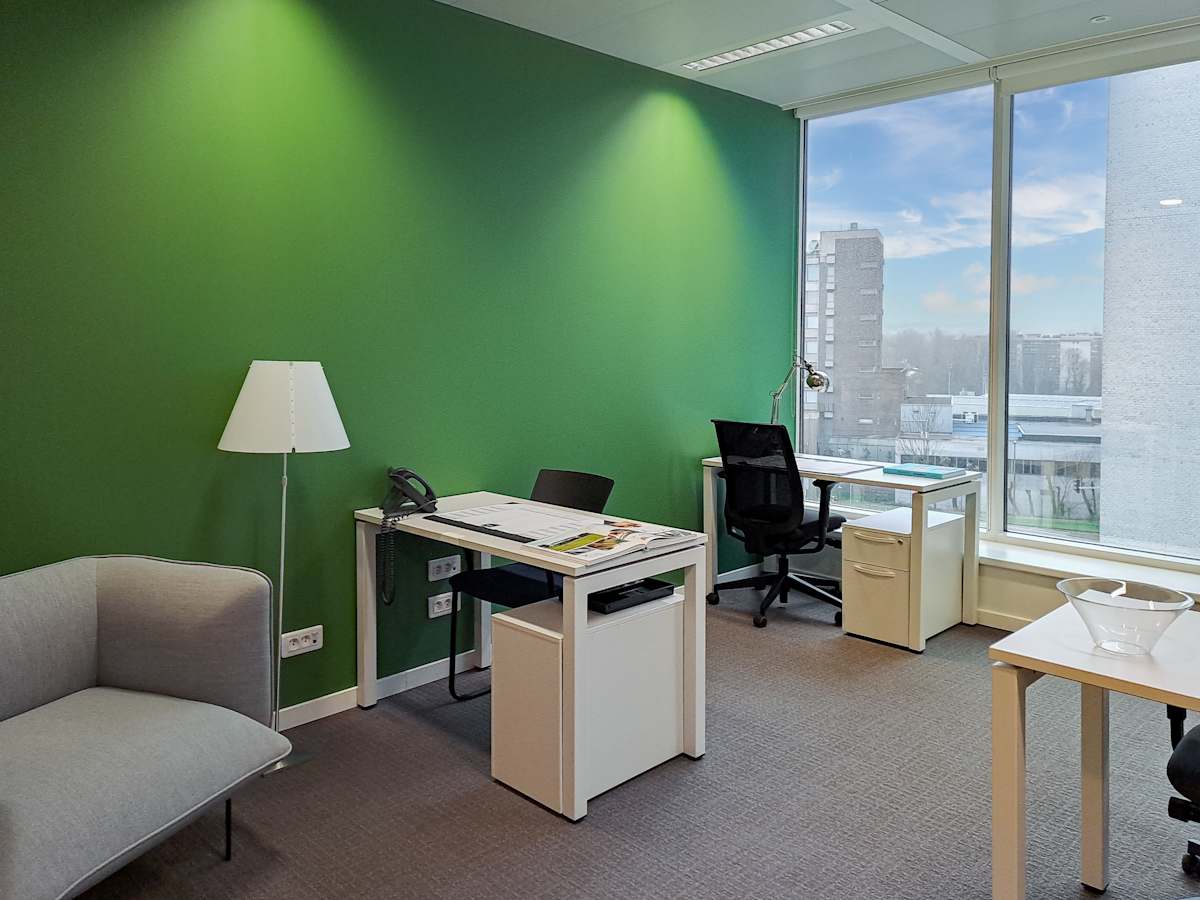 Oficinas para startups en Impressive business hub in a provincial setting