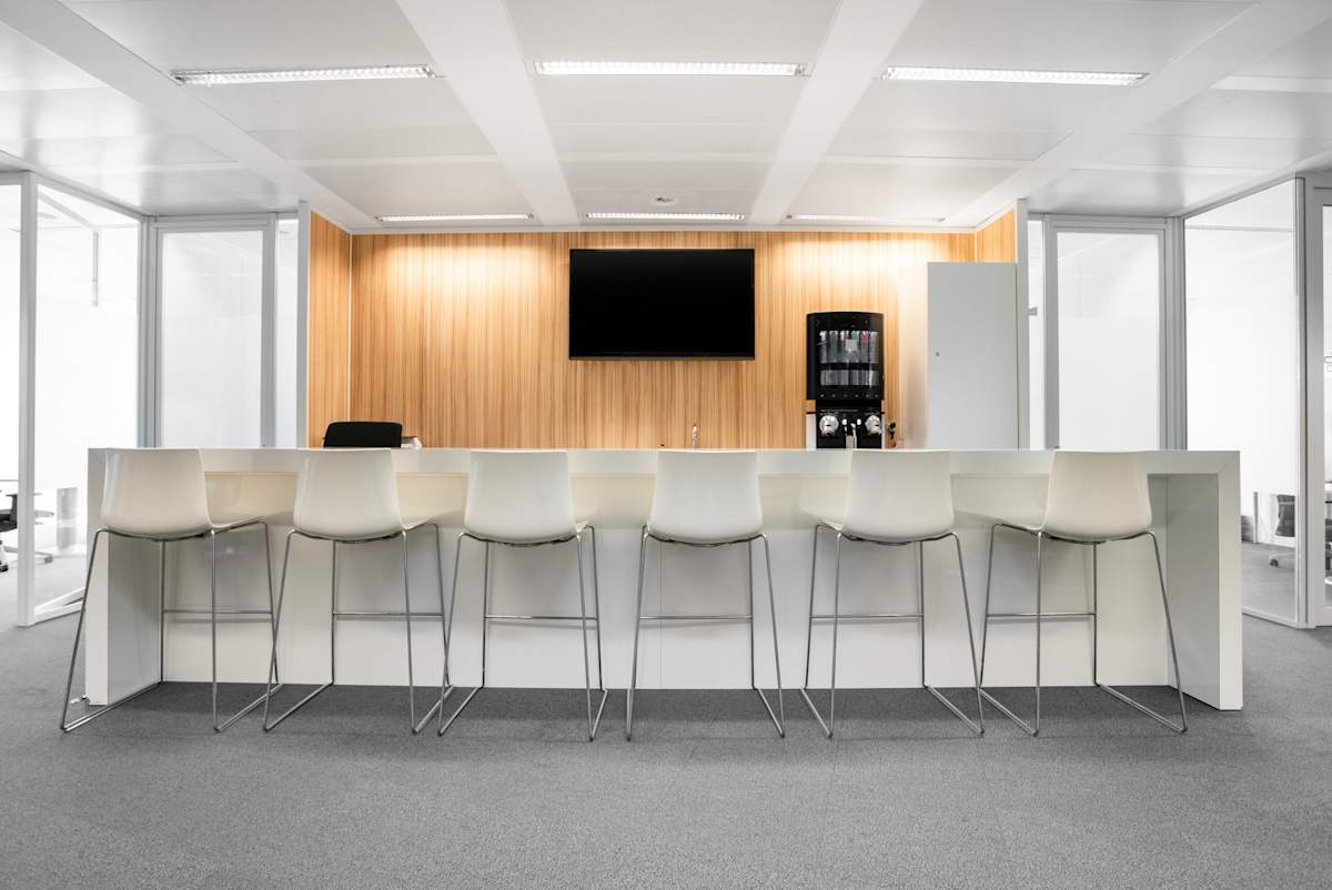 Oficinas para startups en Welcome international clients at airport location