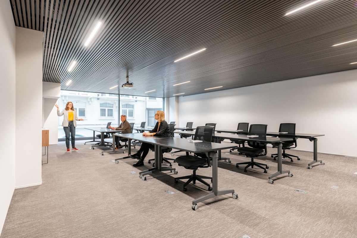 Oficinas para startups en Work in a prime building in the business heart of Brussels