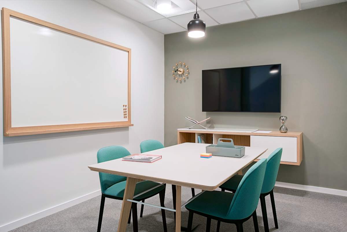 Coworking cerca del centro en La Marina