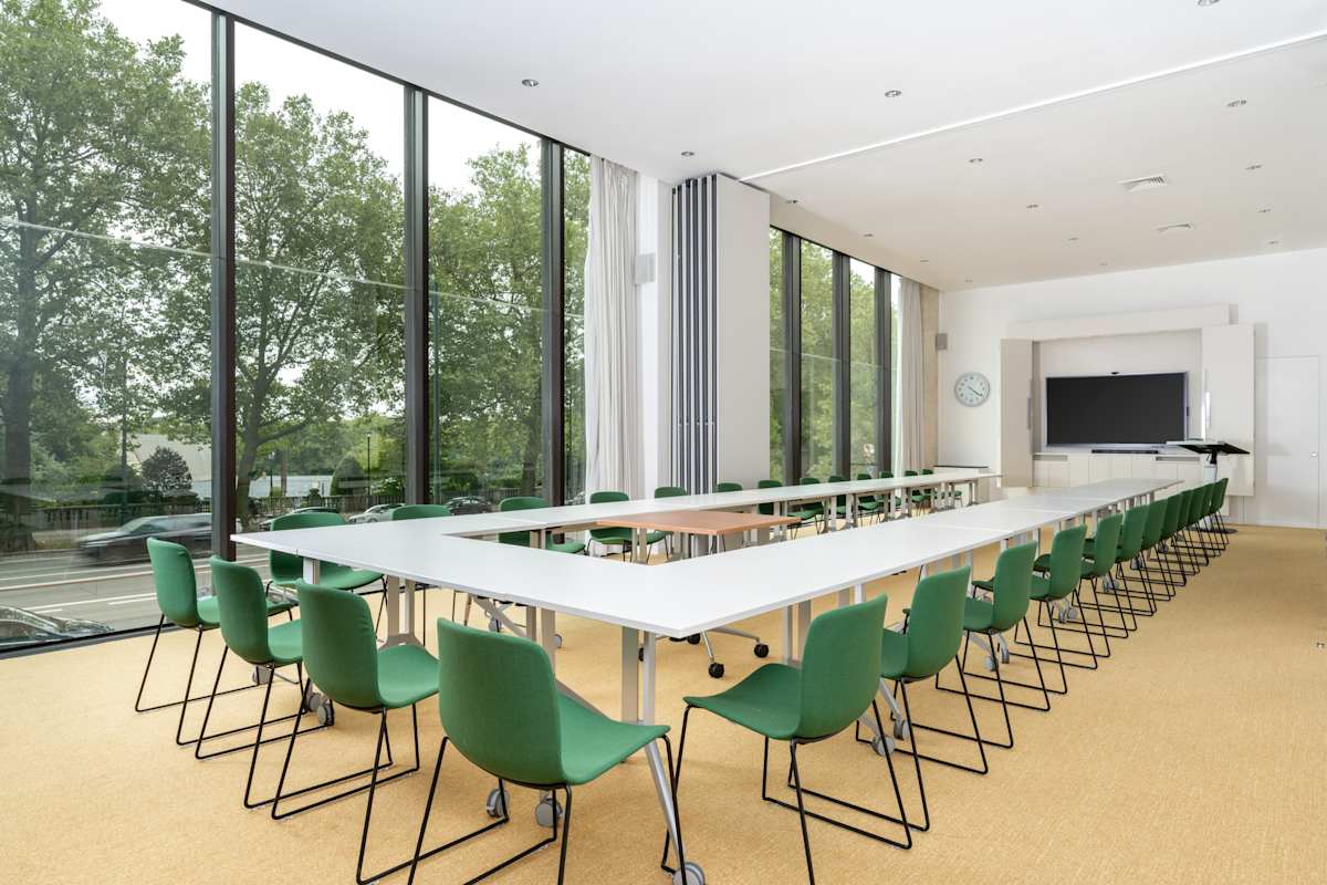 Coworking cerca del centro en Grow your business from a prestigious Brussels high-rise