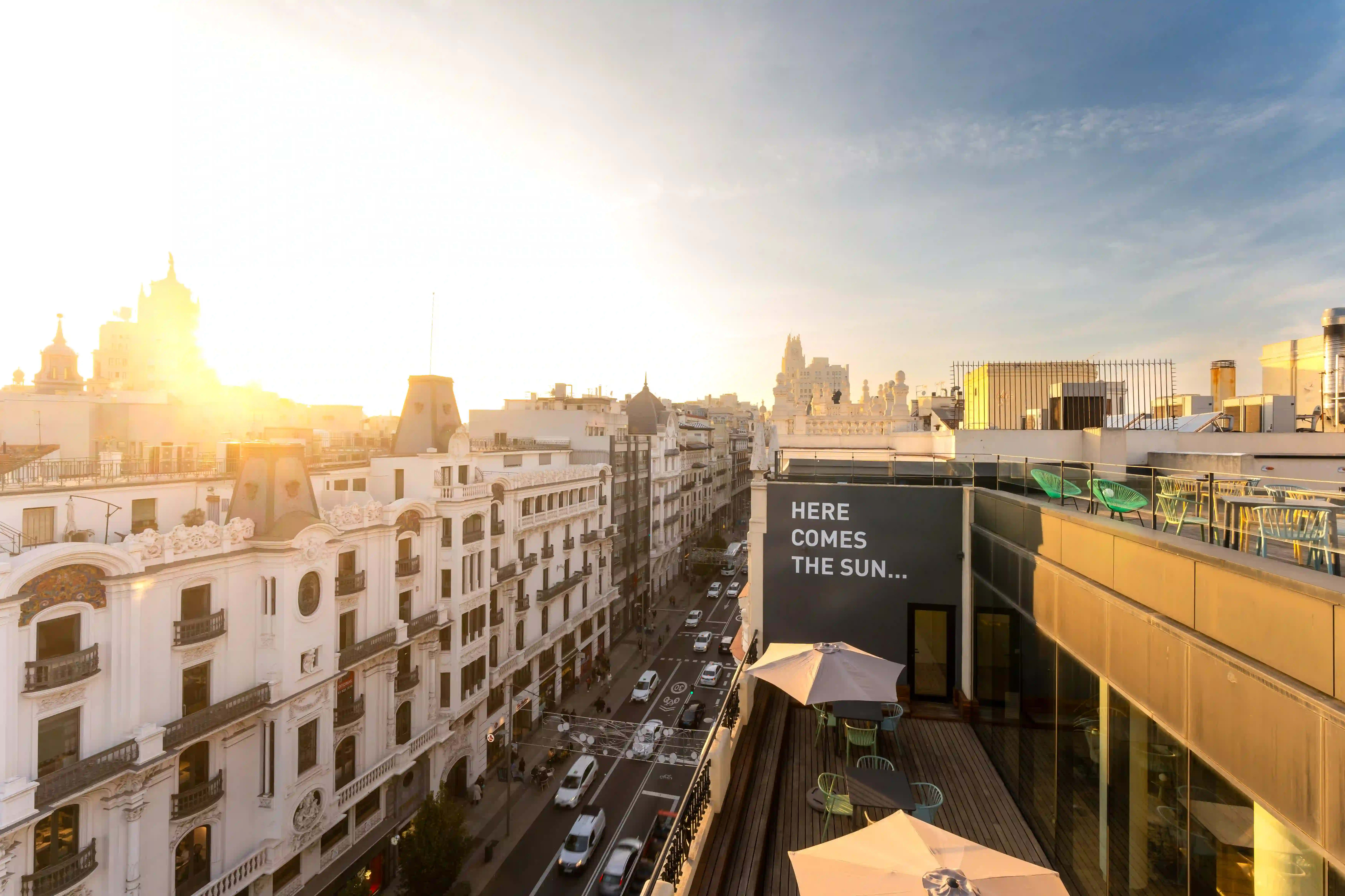 Coworking para equipos en Cibeles | Officionados