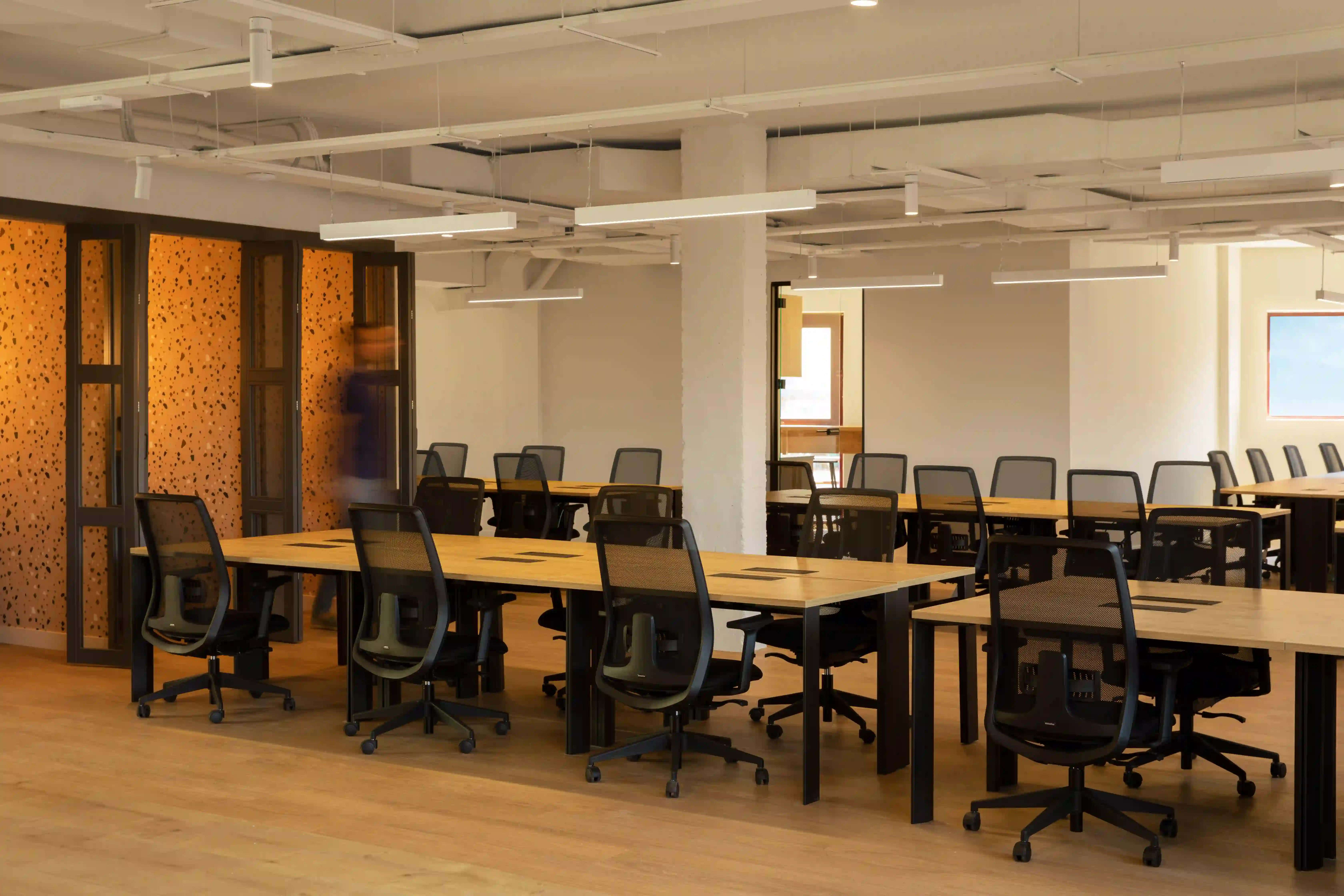 coworking madrid paseo imperial oficina privada grande - Río Madrid