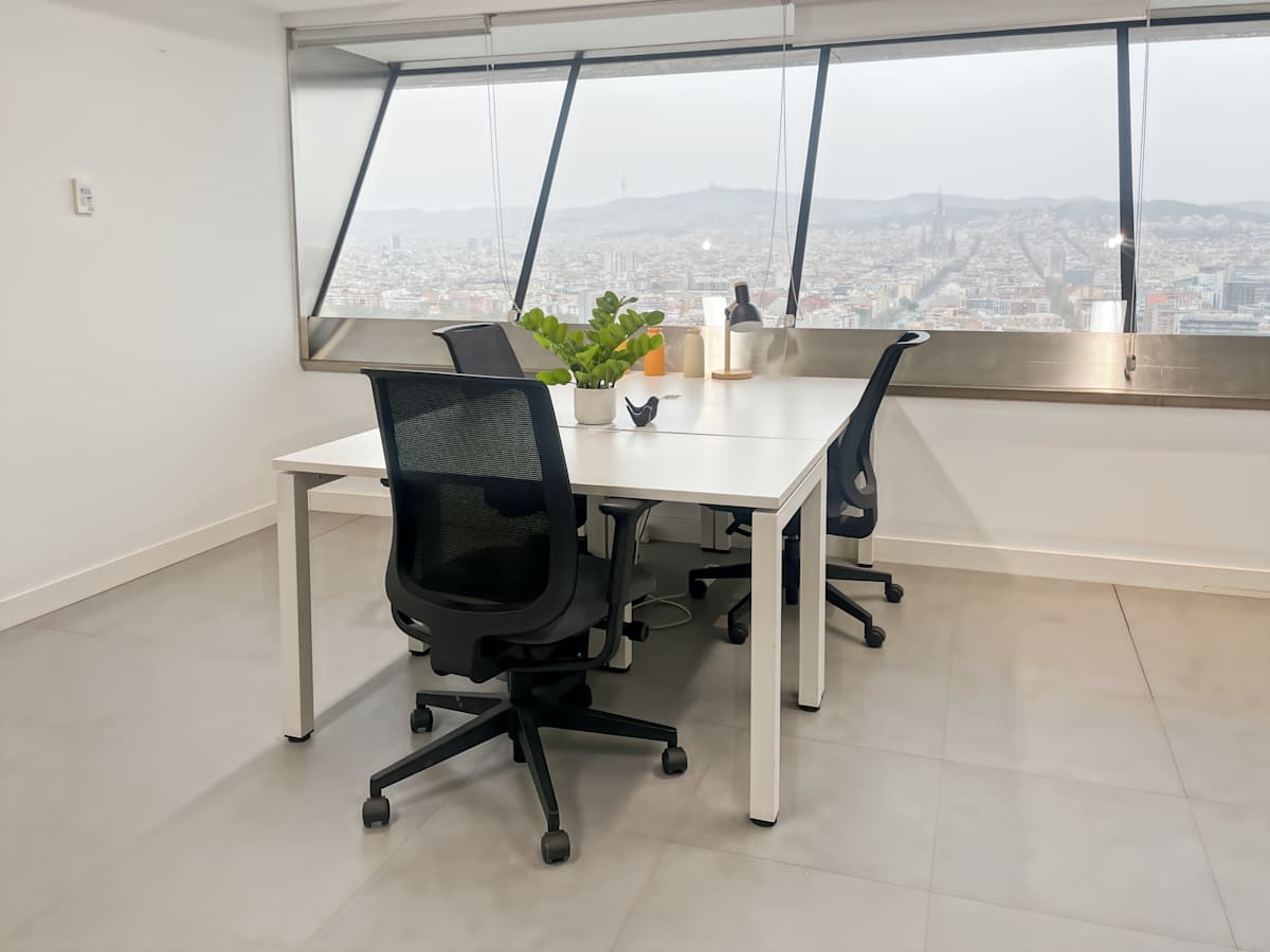 Coworking for teams in Poblenou | Officionados