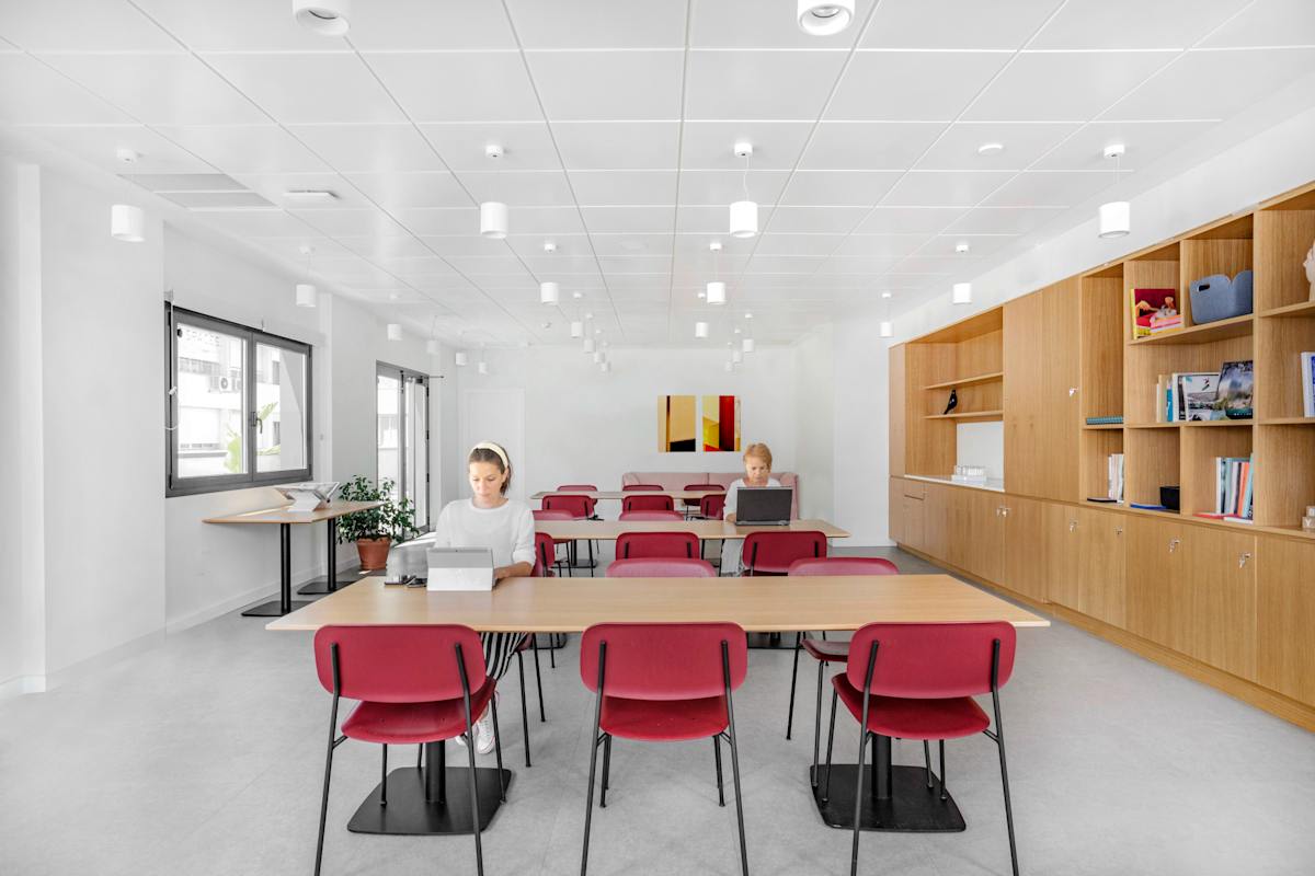Coworking para equipos en Alfalfa | Officionados