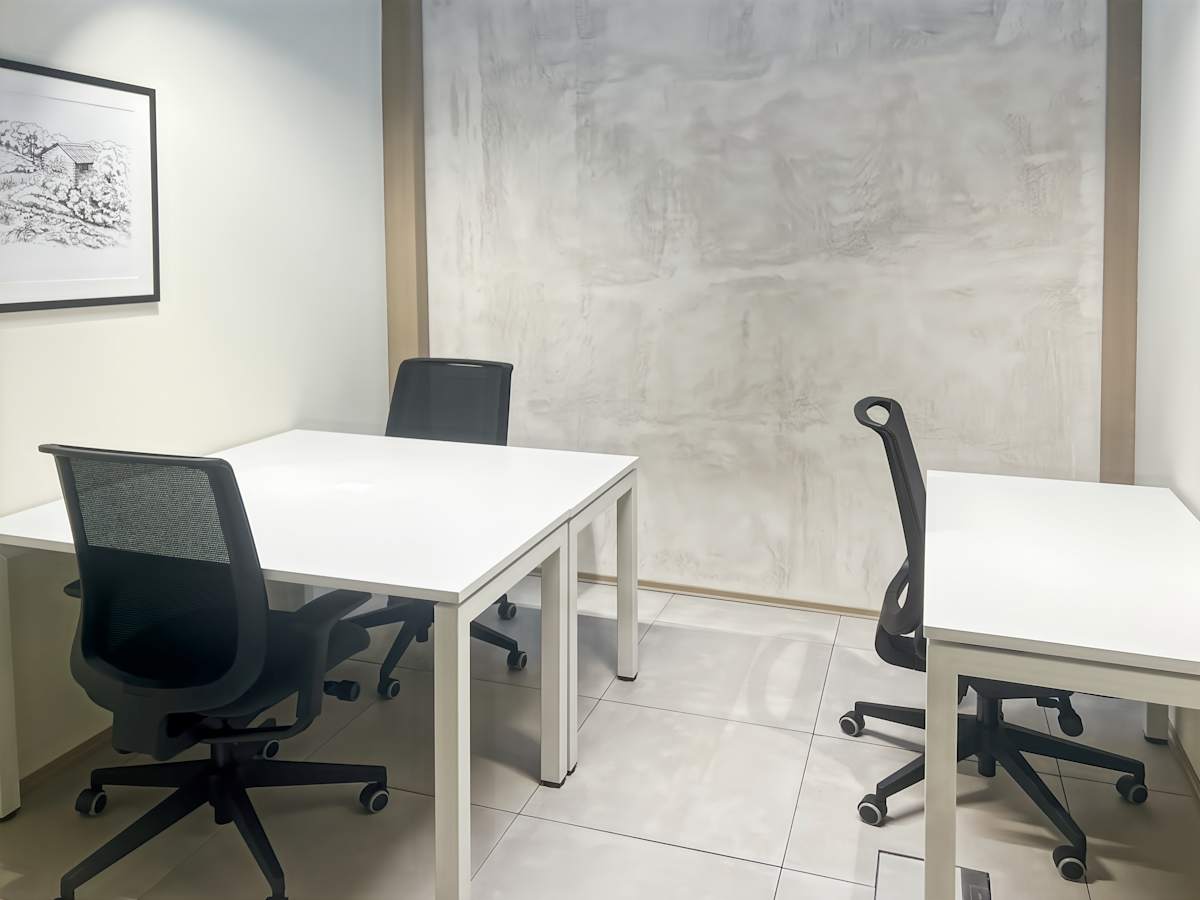 Serviced office with meeting room, Rua das Fontaínhas, Lisbon