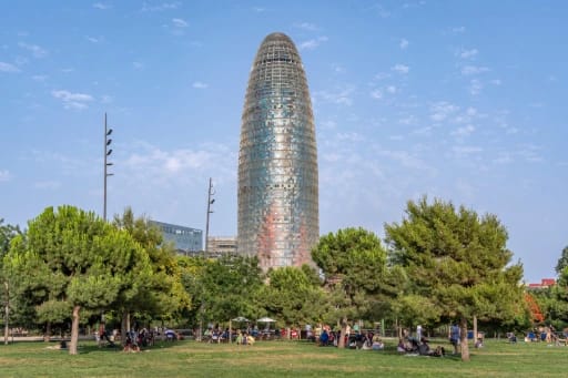 Disponibilidad inmediata coworking Poblenou Torre Glories Barcelona