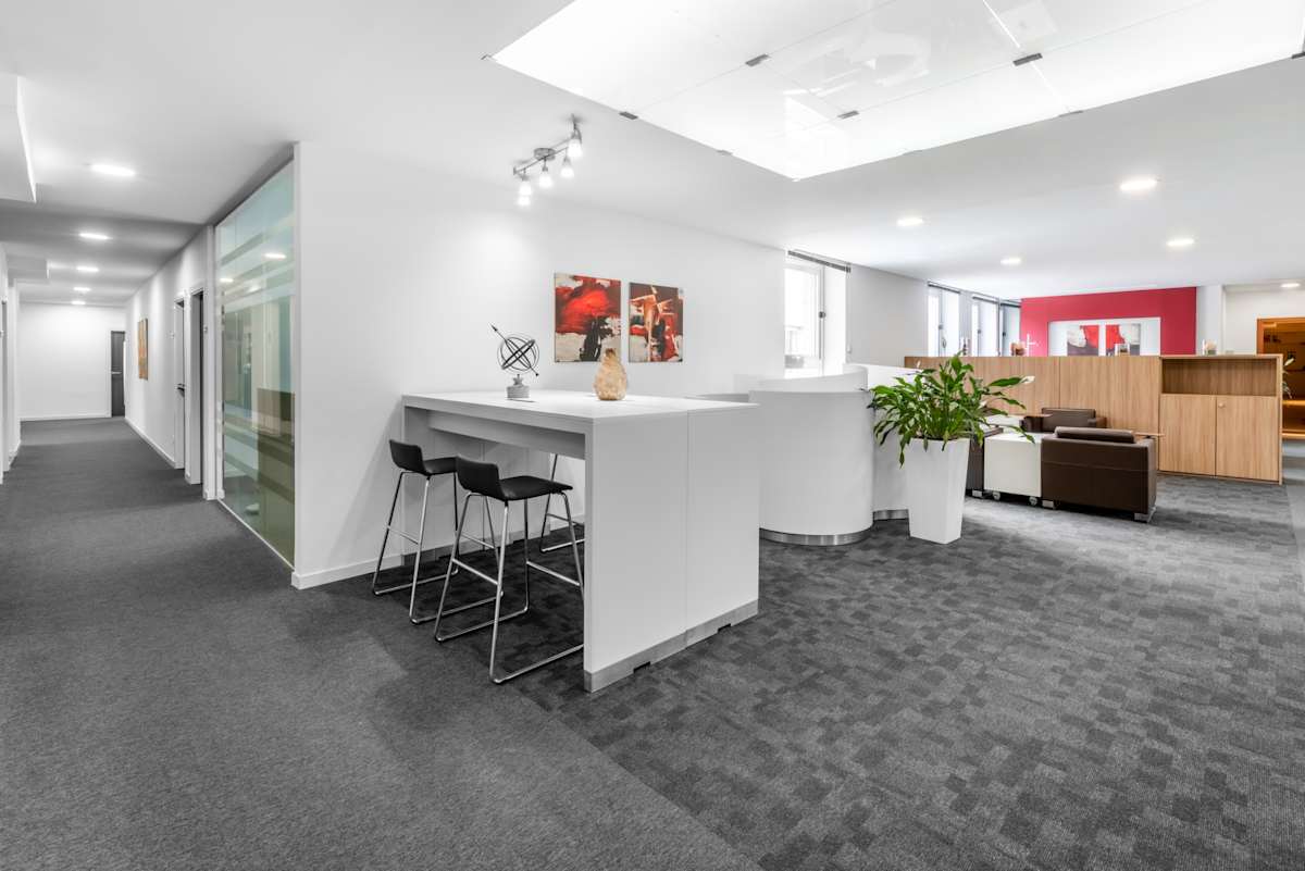 Disponibilidad inmediata coworking Almagro Madrid