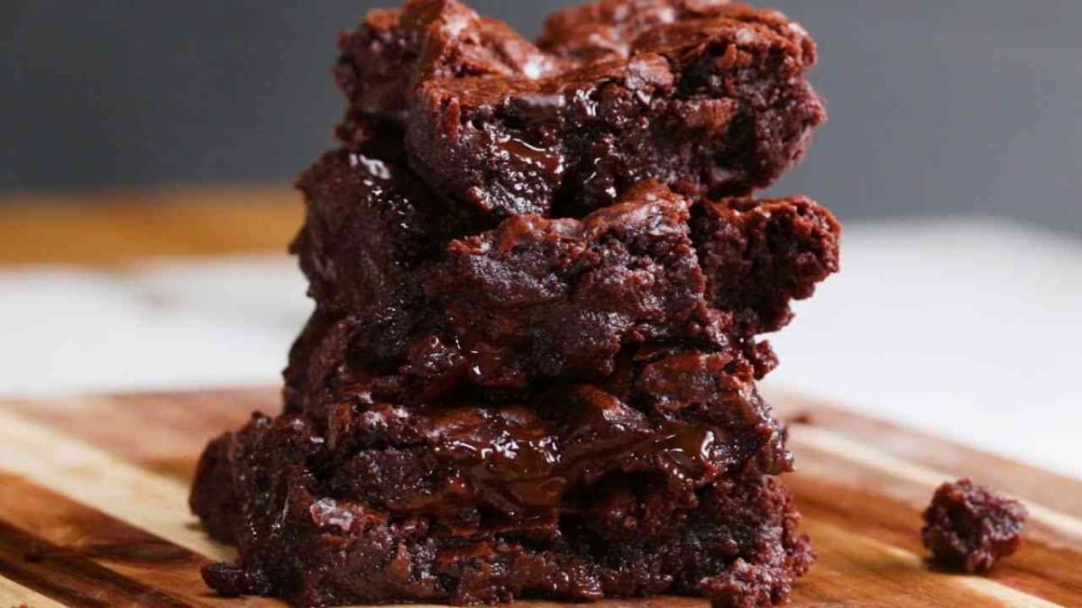 Vegan Chocolate Brownies – Rich, Fudgy, and Easy