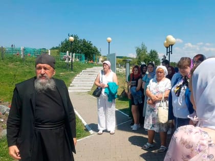 Студенты НИУ «БелГУ» познакомились с православными святынями Белгородской области