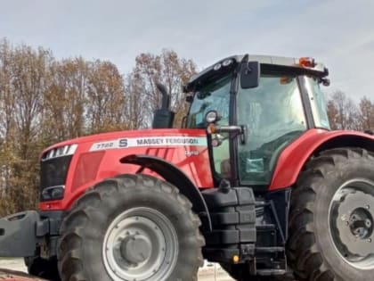 Ремонт сельскохозяйственной техники продолжился в Губкинском горокруге