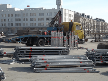 Специалисты Белгорблагоустройства приступили к заключительной стадии уборки катка на Соборной площади