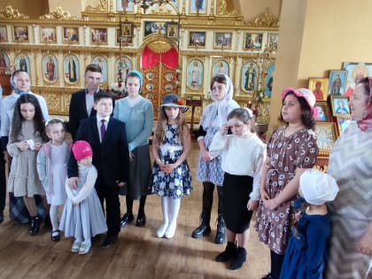 Пасхальный утренник в Покровском храме поселка Вейделевка