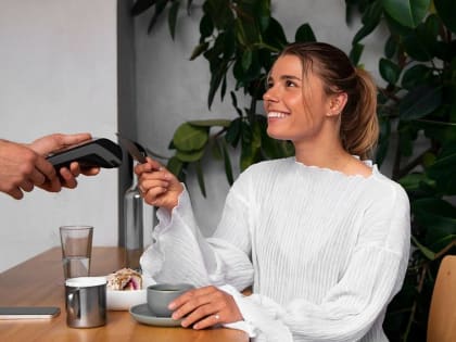 350 тысяч рублей на чай и 21 млн по «улыбке»: белгородский Сбер подвел итоги новогодних трат