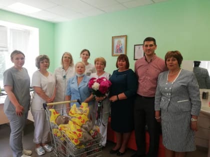 Партийцы навестили детей, которые находятся на лечении в больнице