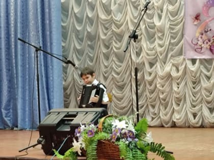 Любимым, милым, прекрасным!