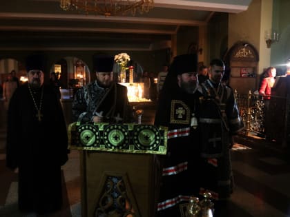 Епископ Софроний совершил первую в этом году Литургию Преждеосвященных Даров