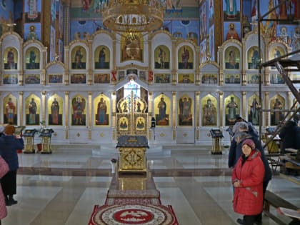 Литургия Преждеосвященных Даров  в храме Новомучеников и исповедников Белгородских города Строитель