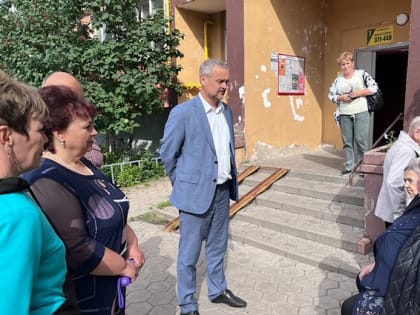 Вадим Радченко на встрече с жителями 4-го округа обсудил волнующие белгородцев вопросы