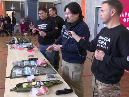 В Белгороде врачи и волонтёры укомплектовали больше 1000 «спасательных чемоданчиков» для водителей автобусов, сотрудников аптек, магазинов