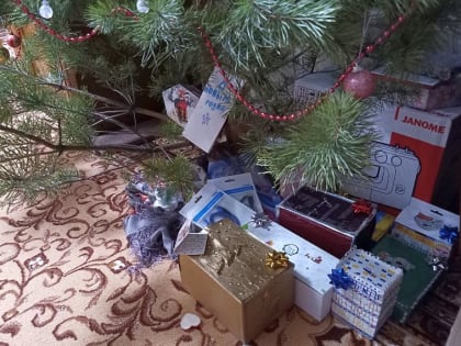 Новый год: россияне готовы тратить на подарки больше