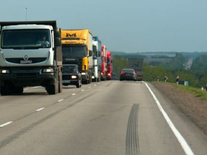 С 1 июня вступят в силу летние ограничения для большегрузов