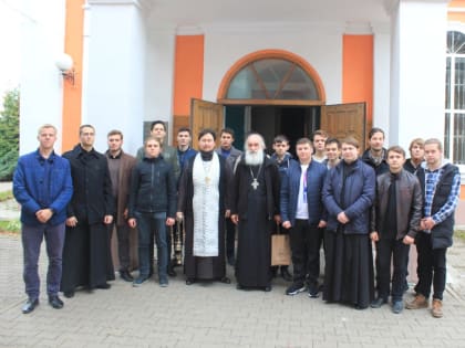 Воспитанники семинарии посетили поселок Ракитное
