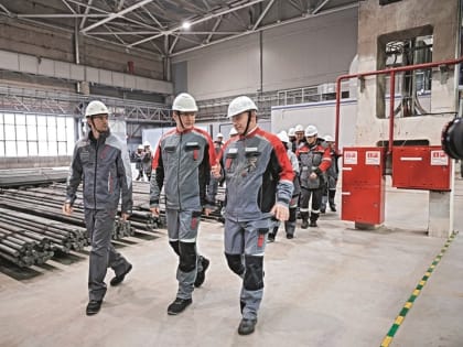 С Днём металлурга и 50-летием ОЭМК старооскольцев поздравили представители бизнеса и власти