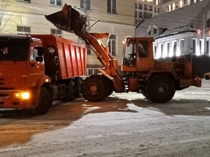 На Белгородчине последствия снегопада устраняют более 500 единиц техники