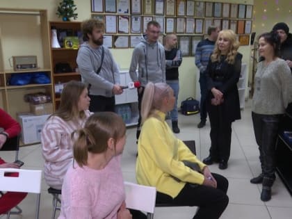 Музыканты Алексей Белов и Ольга Кормухина приехали поддержать белгородских волонтёров