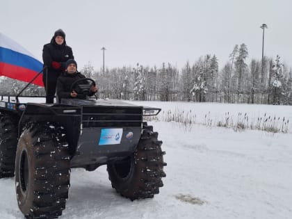 Два слабовидящих белгородца поучаствовали в гонках на внедорожниках в Санкт-Петербурге