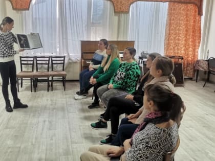 Беседа «Танец в нашей жизни» прошла в ЦКР посёлка Троицкий губкинской территории