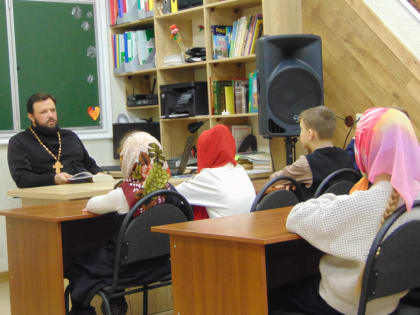 Ученики 3 В класса ОГБОУ «Бирюченская СОШ» посетили Покровский собор города Бирюча