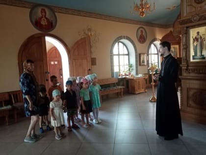 Воспитанники дошкольной группы совершили экскурсию в Храм святителя Димитрия Ростовского села Новохуторного