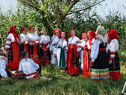 Праздник, посвященный возрождению народных традиций, состоялся в селе Белый Колодезь