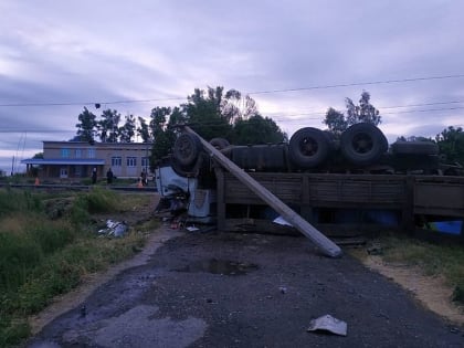 Два человека погибли в Старом Осколе после переворота КАМАЗа
