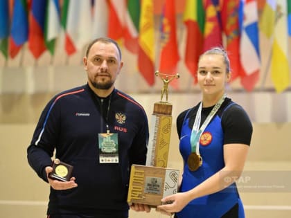 Старооскольская спортсменка завоевала Кубок России по тяжёлой атлетике!