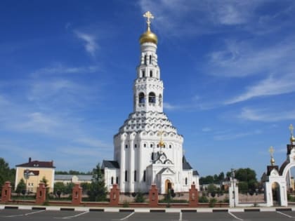 Божественная литургия в прохоровском храме началась