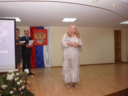 Исполнительный директор Ассоциации «Совет муниципальных образований Белгородской области» Татьяна Анатольевна Бочарова приняла участие в торжественном мероприятие ко Дню работника 