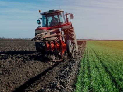 Чернянские аграрии продолжат восстановление сельхозтехники к новому сезону