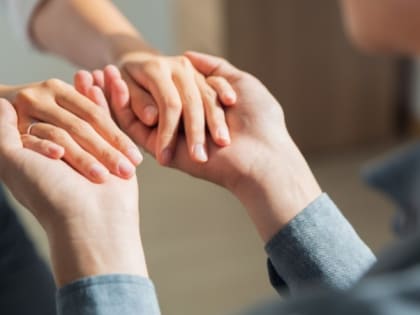 Президент РФ подписал закон о социальной поддержке вдов погибших военных