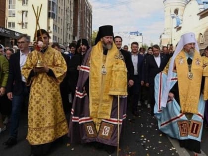 Крестный ход со святынями прошёл в Белгороде