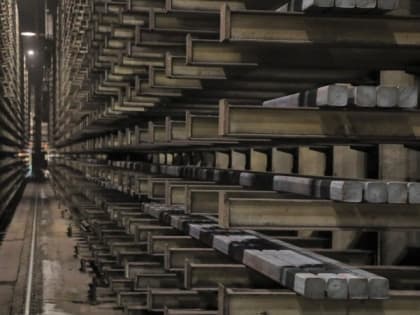 Специалисты ОЭМК увеличили производительность высотного штабелёра