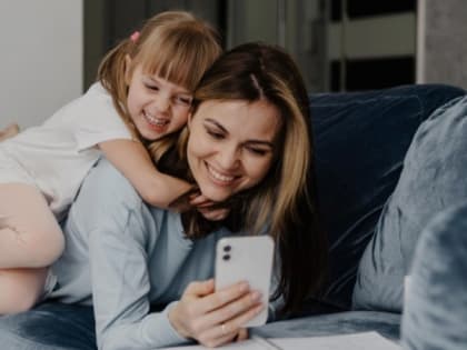 Более 8 тысяч работающих белгородцев получают пособие по уходу за ребёнком до полутора лет